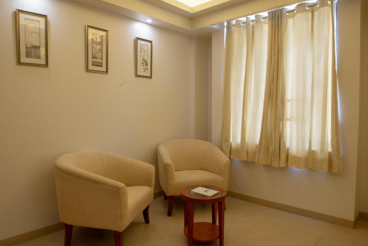 Monarch Montvert Pune Luaran gambar